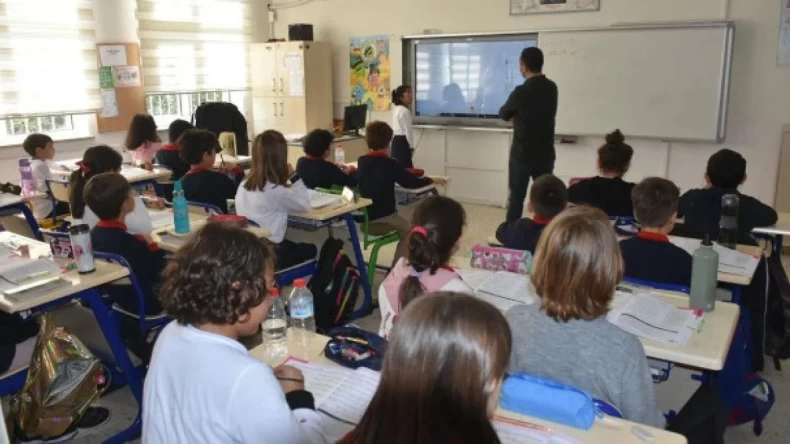 MEB Bakanı Tekin duyurmuştu! Ortaokul ve liselerde 9 yeni seçmeli ders müfredata girdi