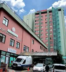 Eski SSK’nın kapısına kilit